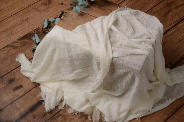 Off-white cotton wrap