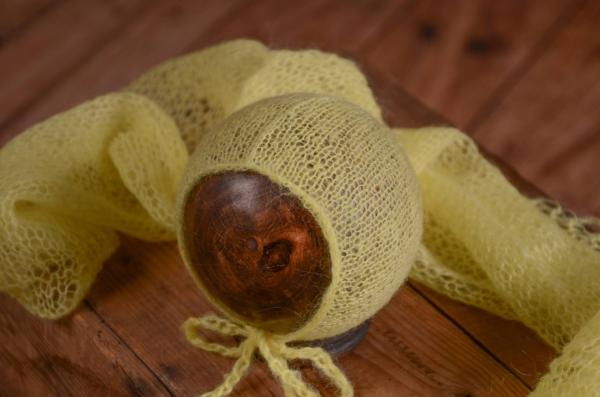 Set Wrap aus Angora mit Mütze in Gelb