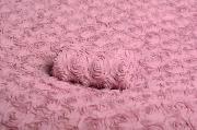 Tissu avec fleurs rose foncé