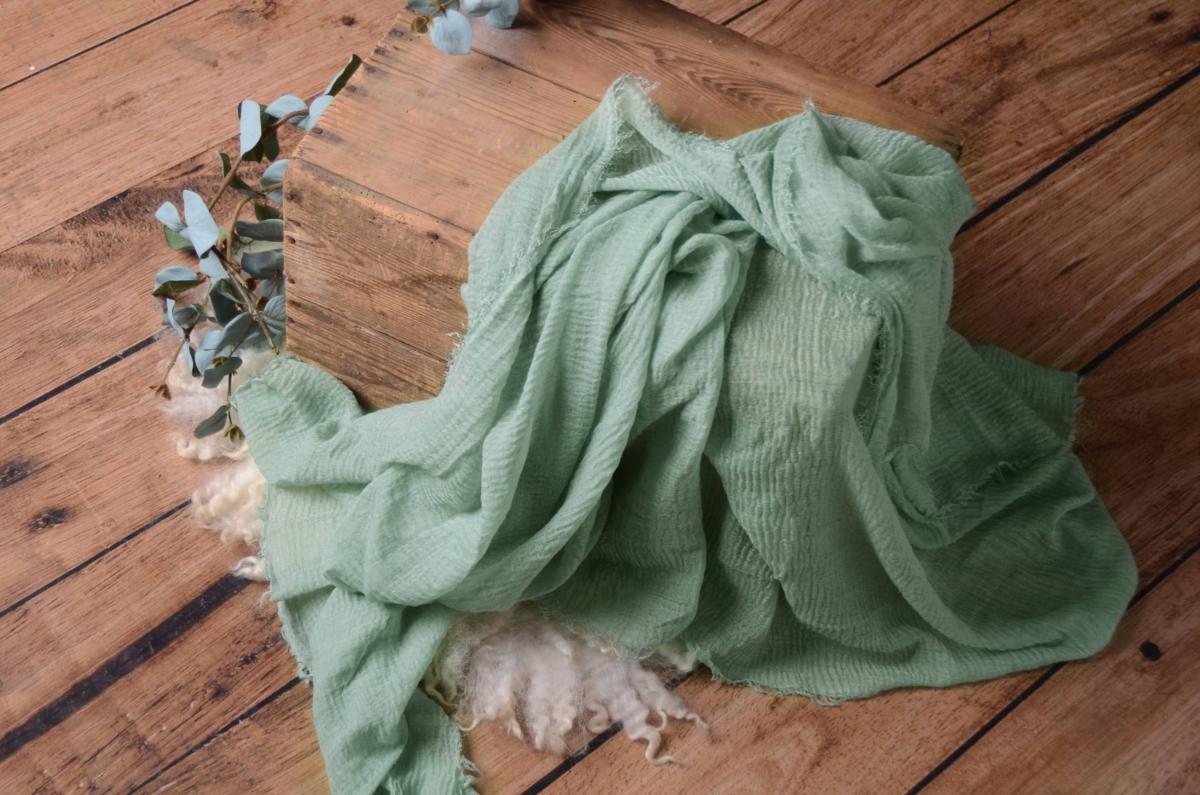 Light green cotton wrap