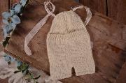 Beige mohair short dungaree with bow and pearls