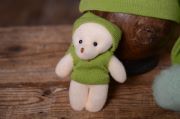 Green hat and bear toy set