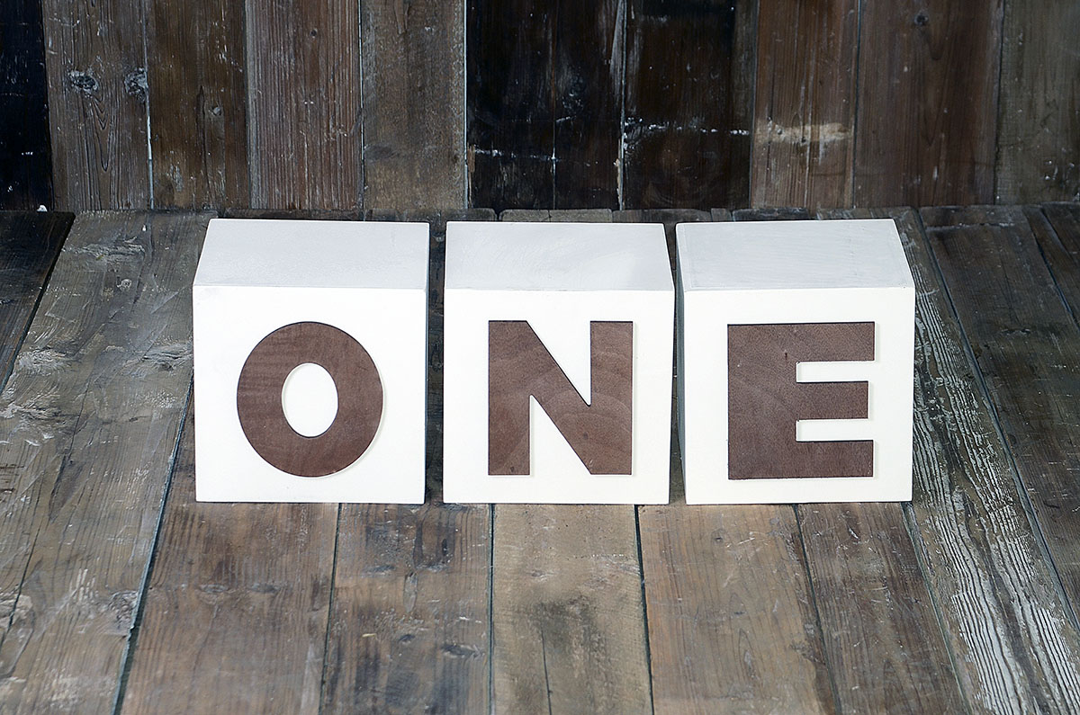 Set of three white one-two cubes