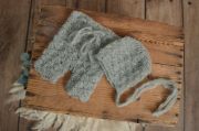 Grey mohair set with pearls