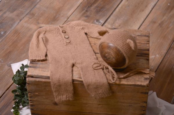 Light brown mohair pyjama and hat set