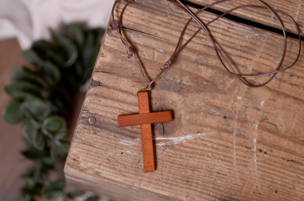 Small pendant cross - Model 2