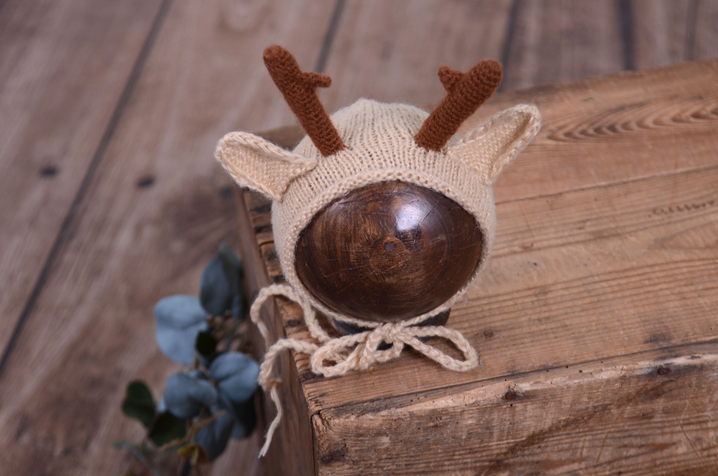 Reindeer hat with antlers