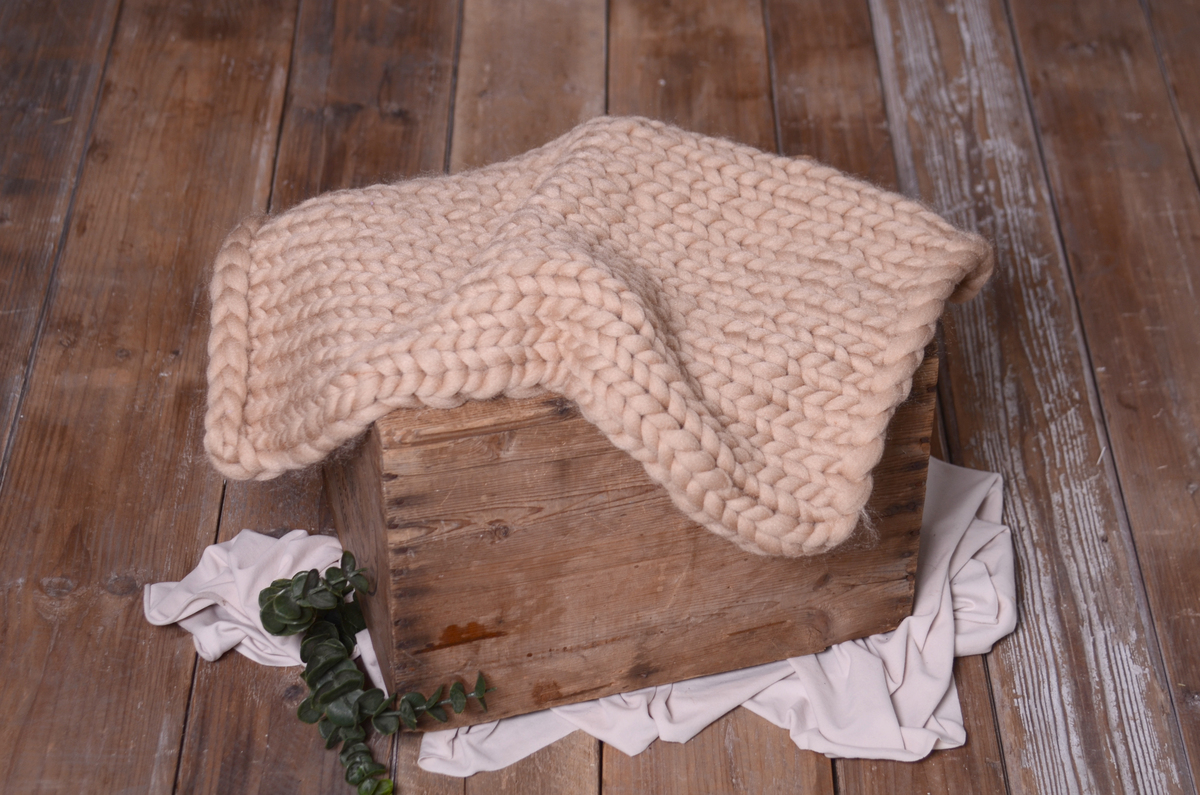 Light camel plaited blanket