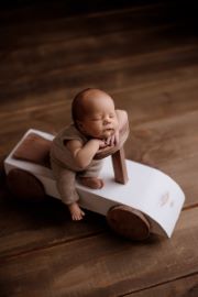 White rustic ride-on