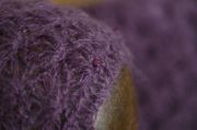 Set aus Angora mit Perlen - violett