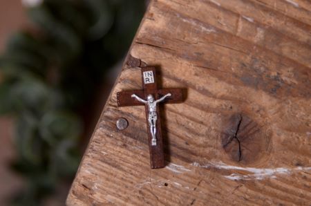 Small cross