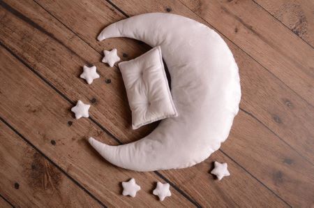Set de lune, oreiller et étoiles blanc