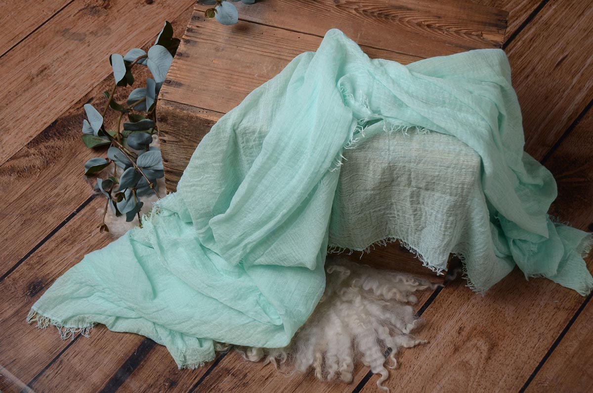 Aquamarine cotton wrap