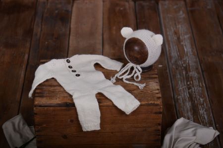 White mohair pyjama and hat set