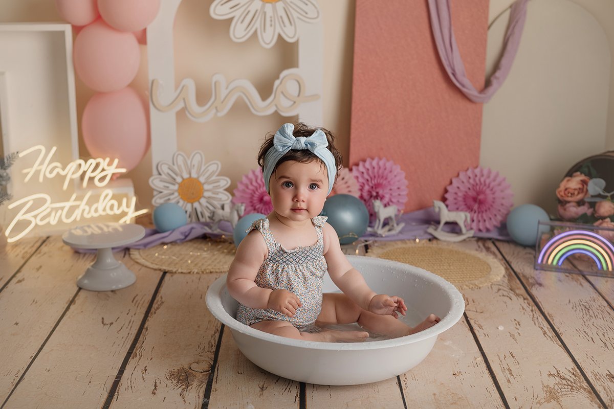 White large plain tub