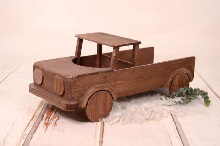 Brown rustic pick-up truck