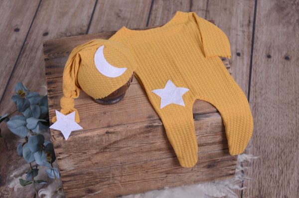 Mustard stitch hat and pyjama set