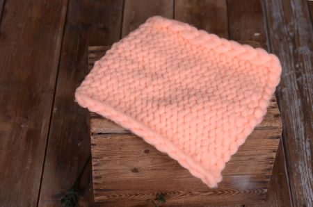 Salmon small plaited blanket