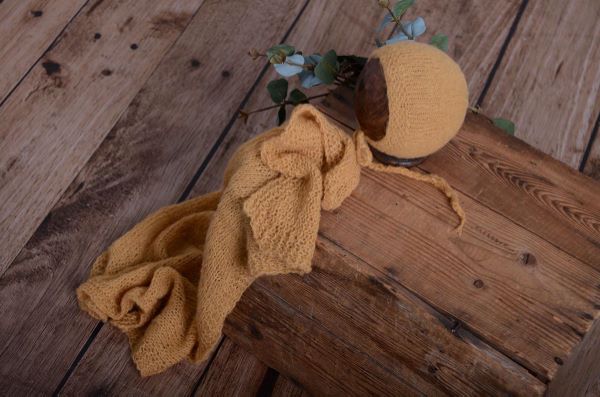 Light brown smooth mohair wrap and hat set
