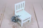Kleiner Stuhl in Aquagrün