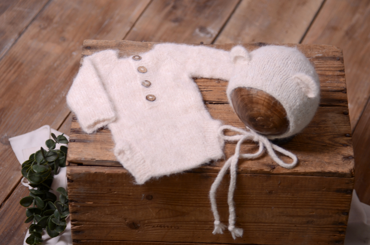 Beige mohair bodysuit and hat set