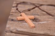 Small pendant cross - Model 1