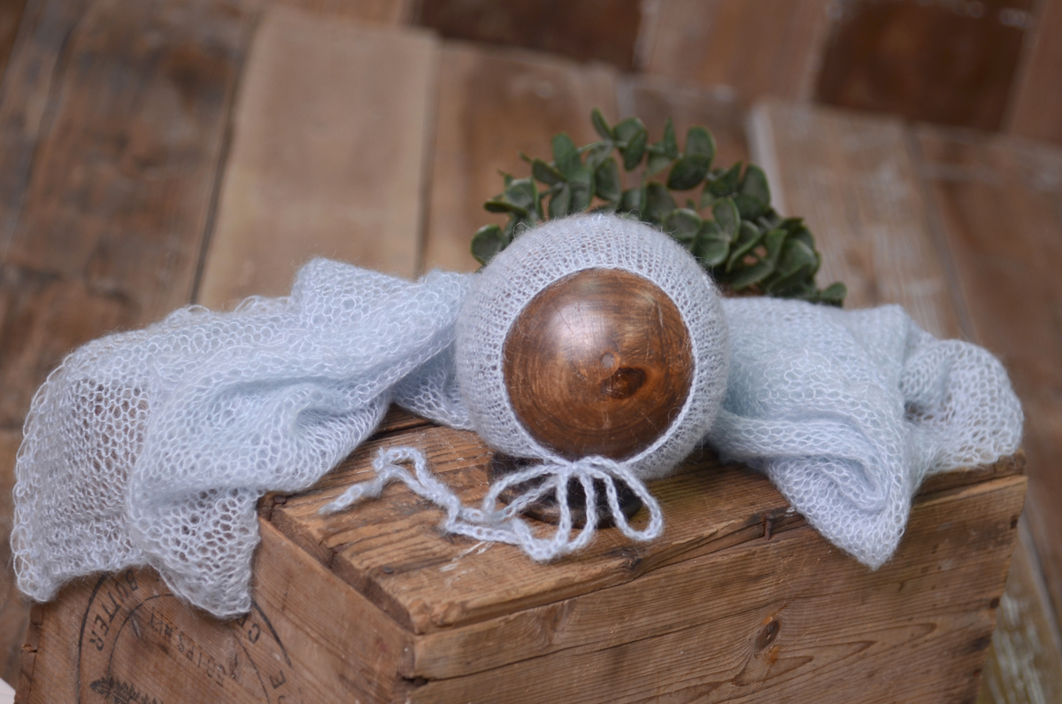 Sky blue mohair wrap and hat set