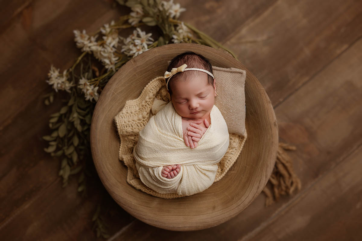 Schale zur Positionierung in Braun