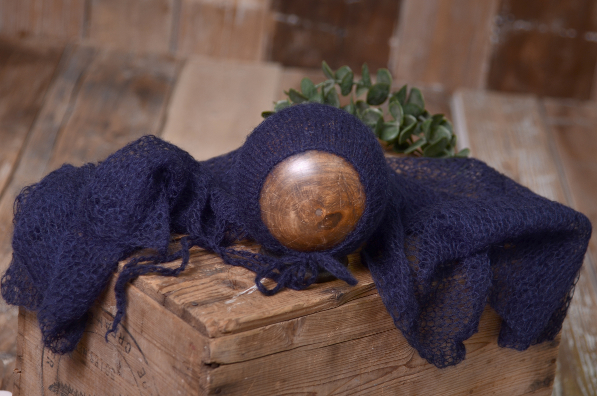 Dark blue mohair wrap and hat set