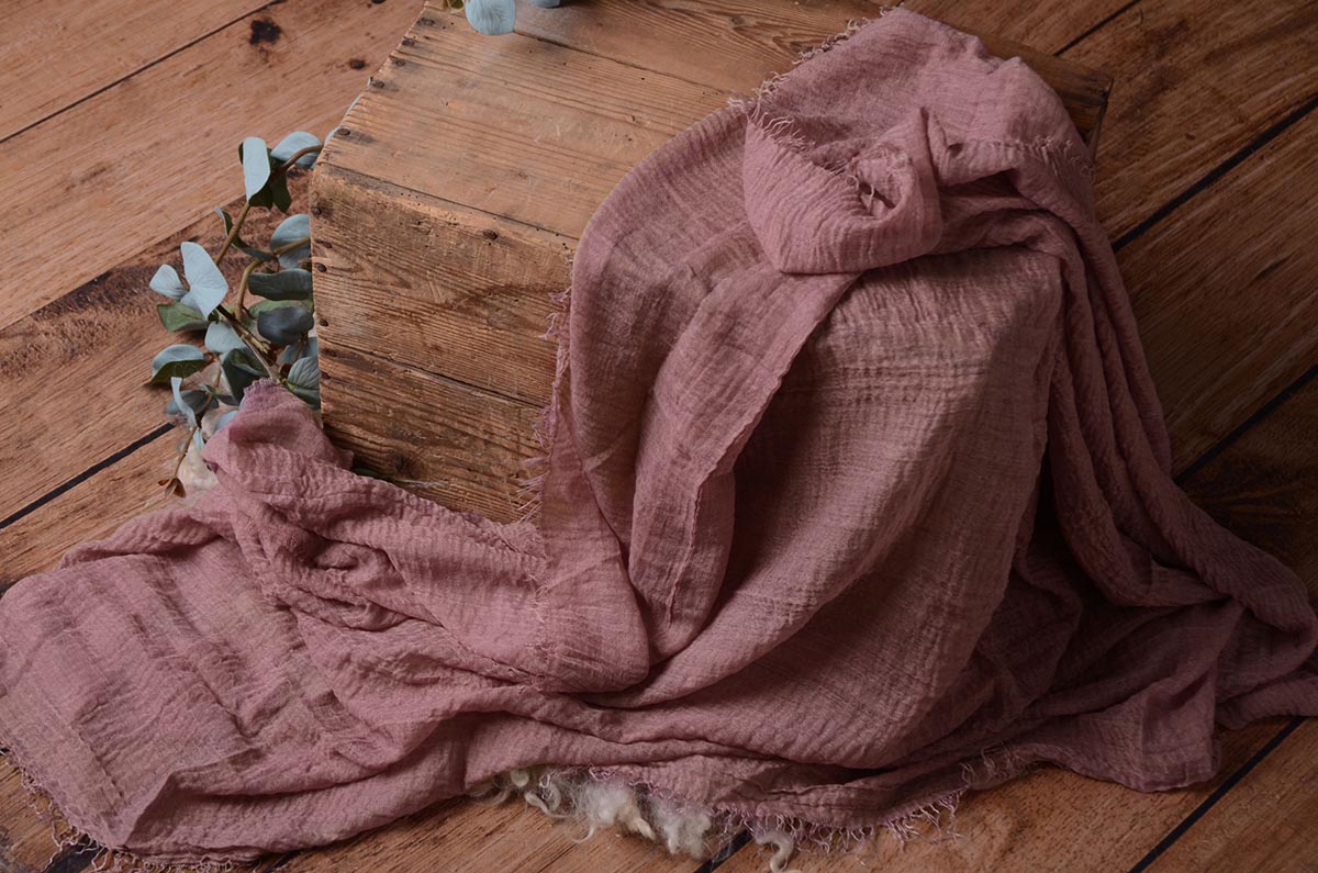 Mauve cotton wrap