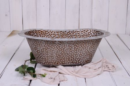 Bathtub Minerva