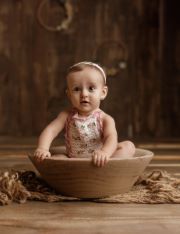 Brown positioning bowl