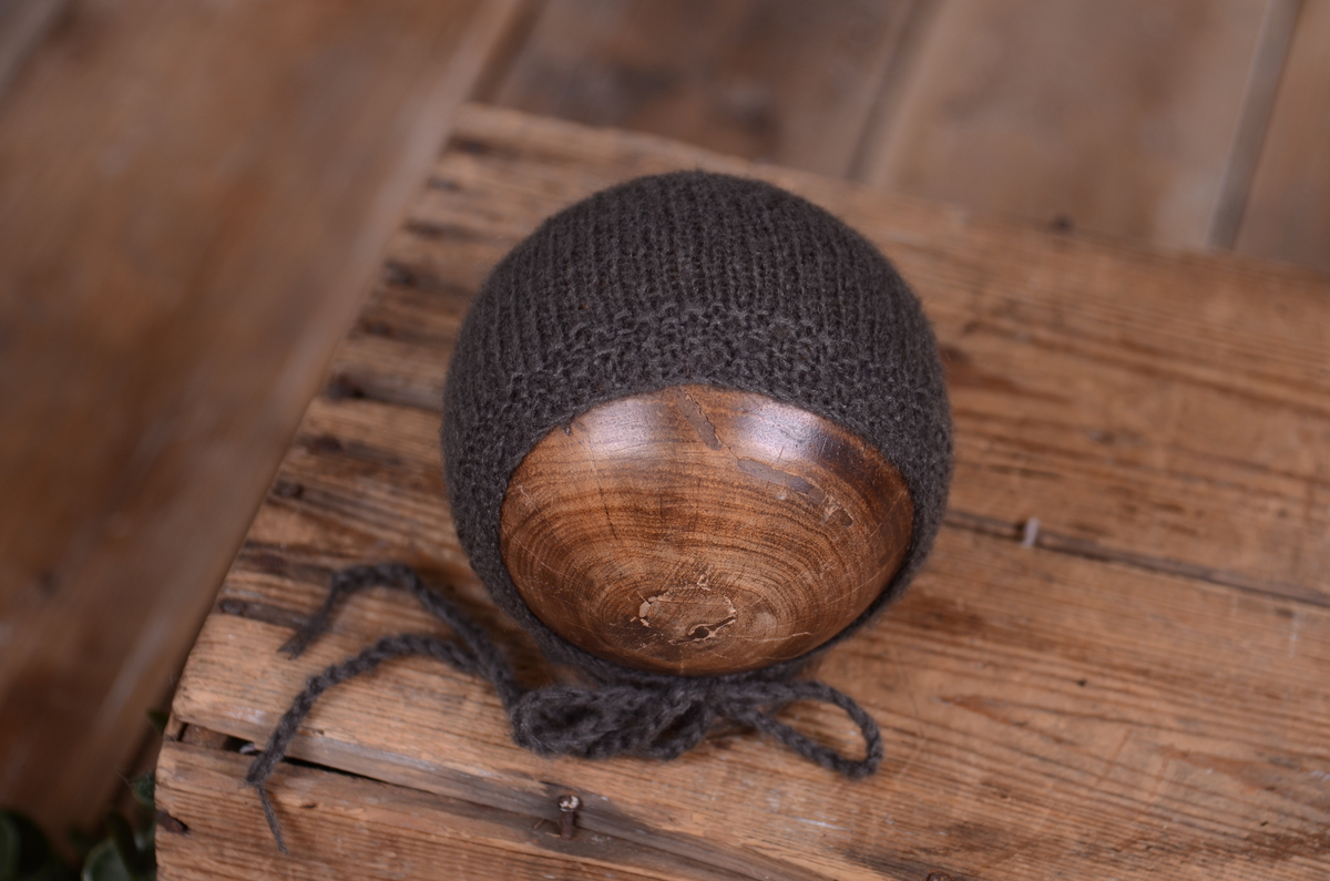 Gorro de angora liso gris oscuro