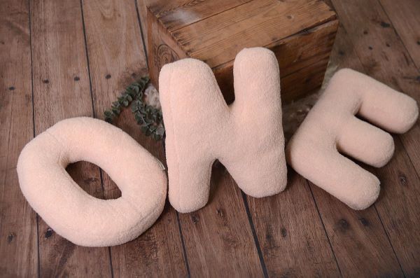 'One' letters pillow