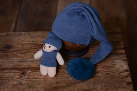 Blue hat and bear toy set