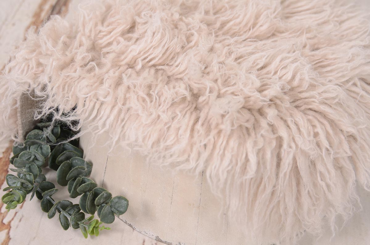 Kleines Flokati in Beige