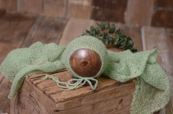 Green mohair wrap and hat set