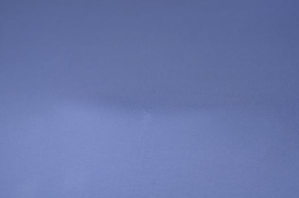 Tela lisa azul empolvado