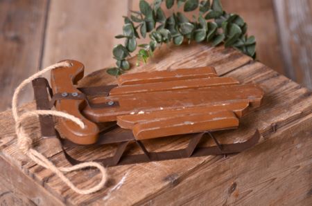 Decorative sleigh