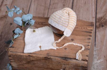 White and beige striped mohair set