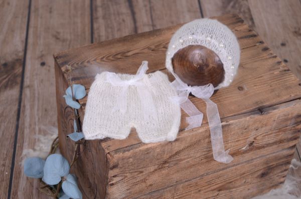 White mohair set with ribbons