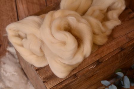 Beige combed wool
