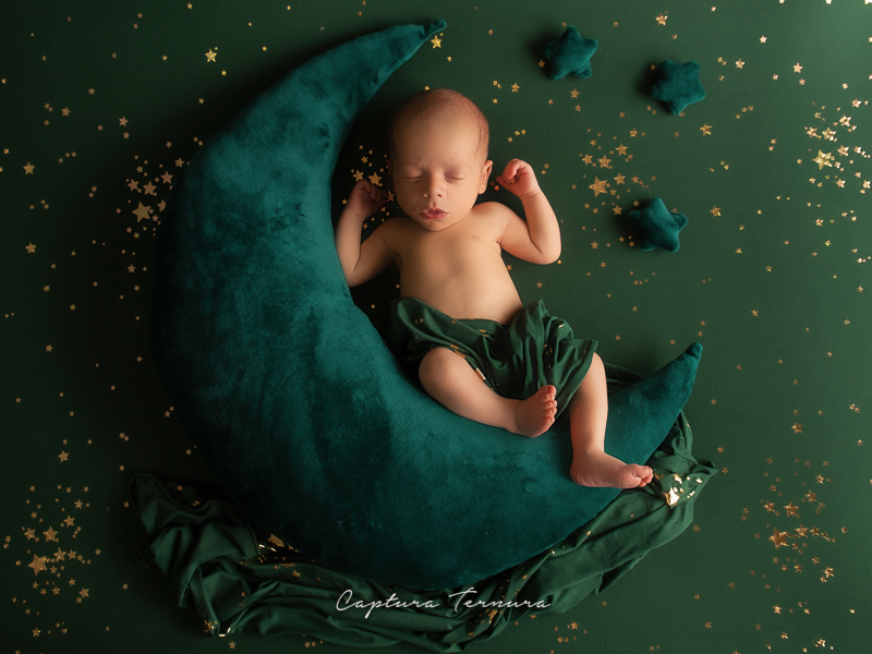 Bottle green moon, pillow, and stars set