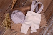 Beige dungarees and cap set