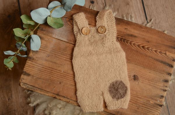 Beige short mohair dungaree with a patch