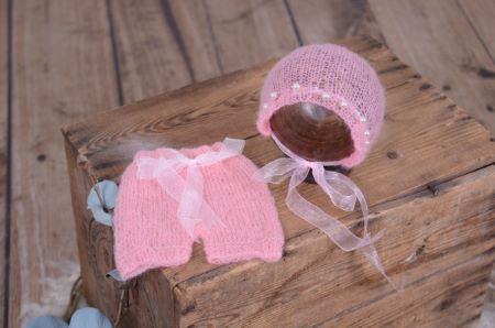 Conjunto de angora con lazo rosa