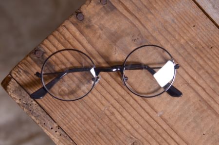 Black vintage mini glasses