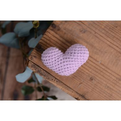 Cœur en crochet lilas
