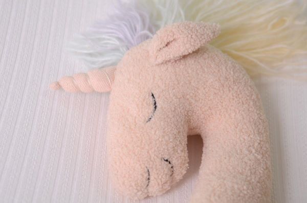 Cojín unicornio
