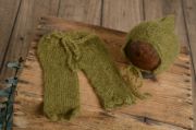 Completo di angora pantalone e berretto regolabile verde oliva